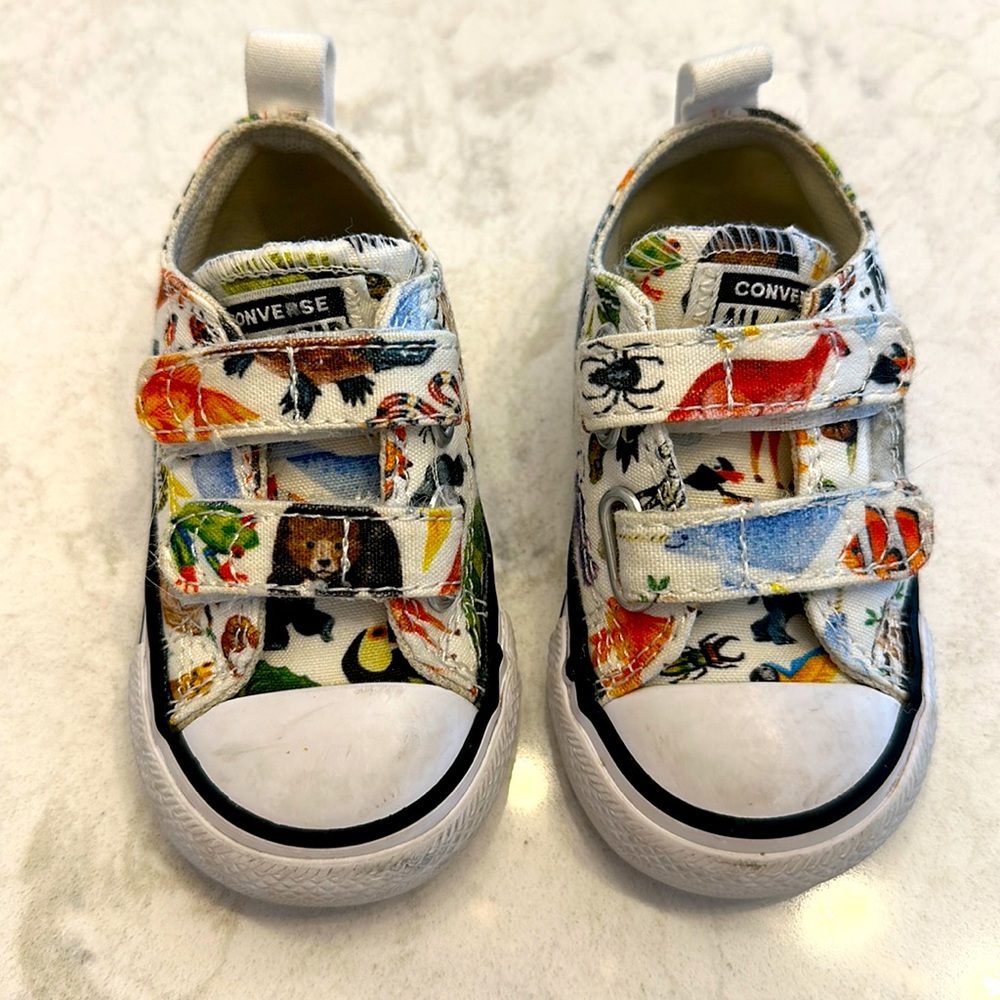 Toddler converse size 4. Animal print.